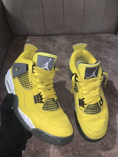 Original Nike Air Jordan 4 Lightning | Preloved | EU 44.5 / US 10.5