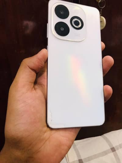Infinix Smart 8 Pro