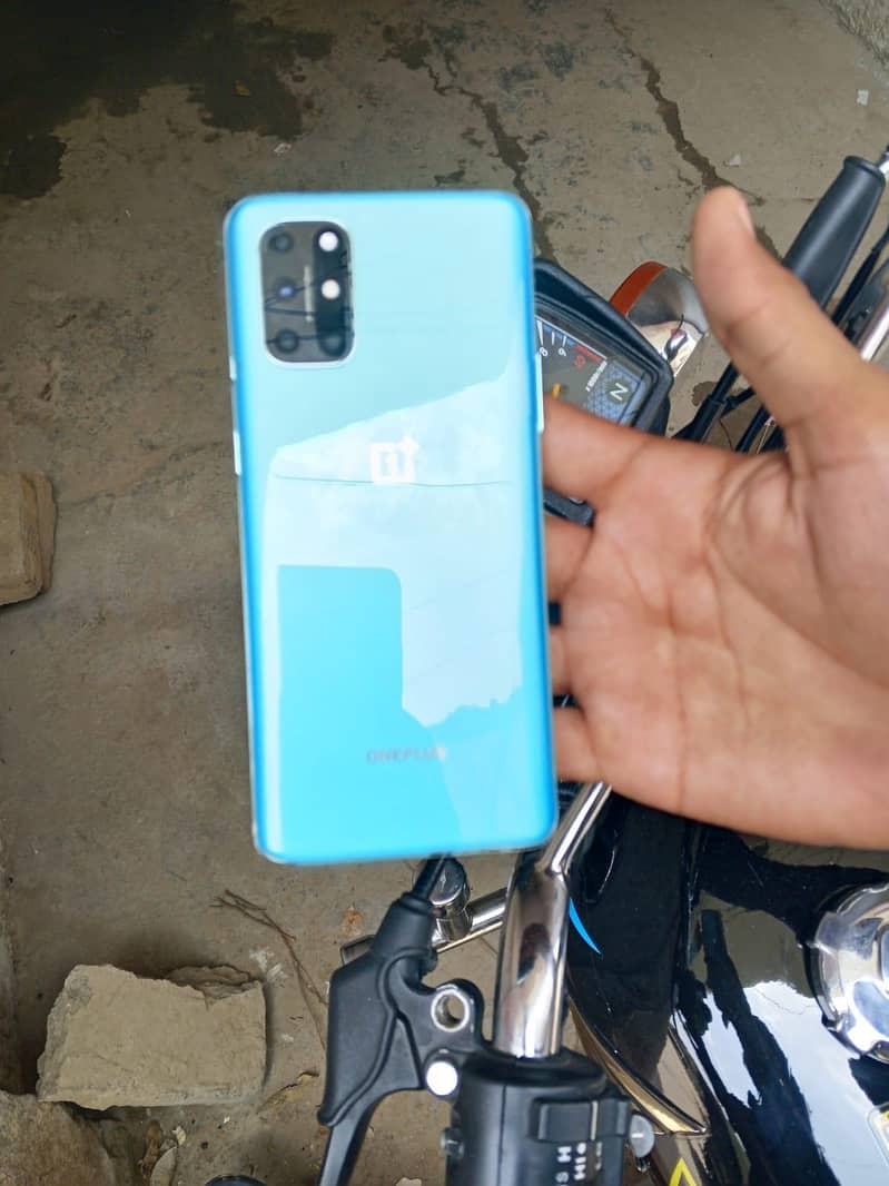 One Plus 8T 1