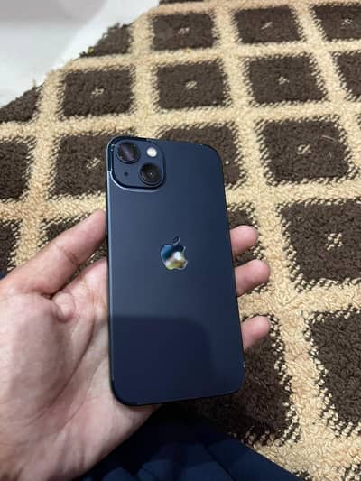 Apple iPhone 13