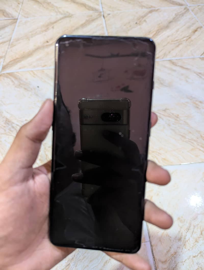 One Plus 10 Pro 3