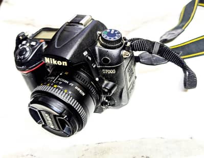 DSLR D-7000
