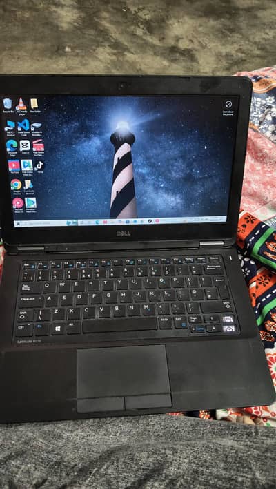 Dell Latitude E5270