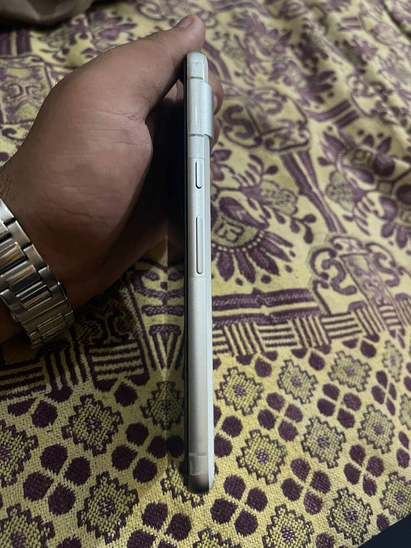 Google Pixel 7 5