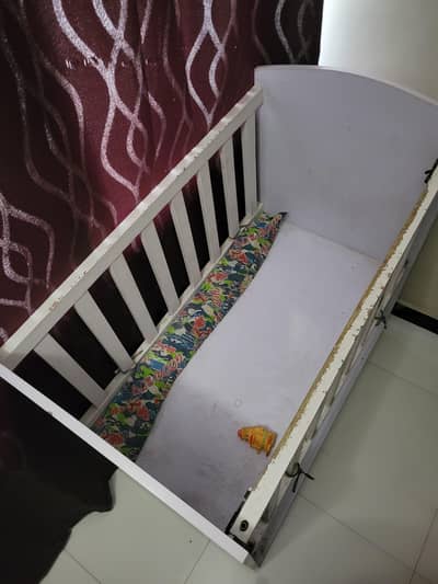 baby cot