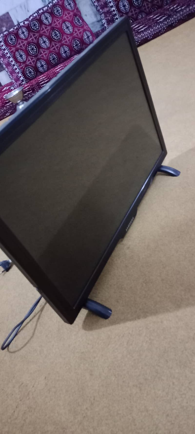 LED 27 inch 2