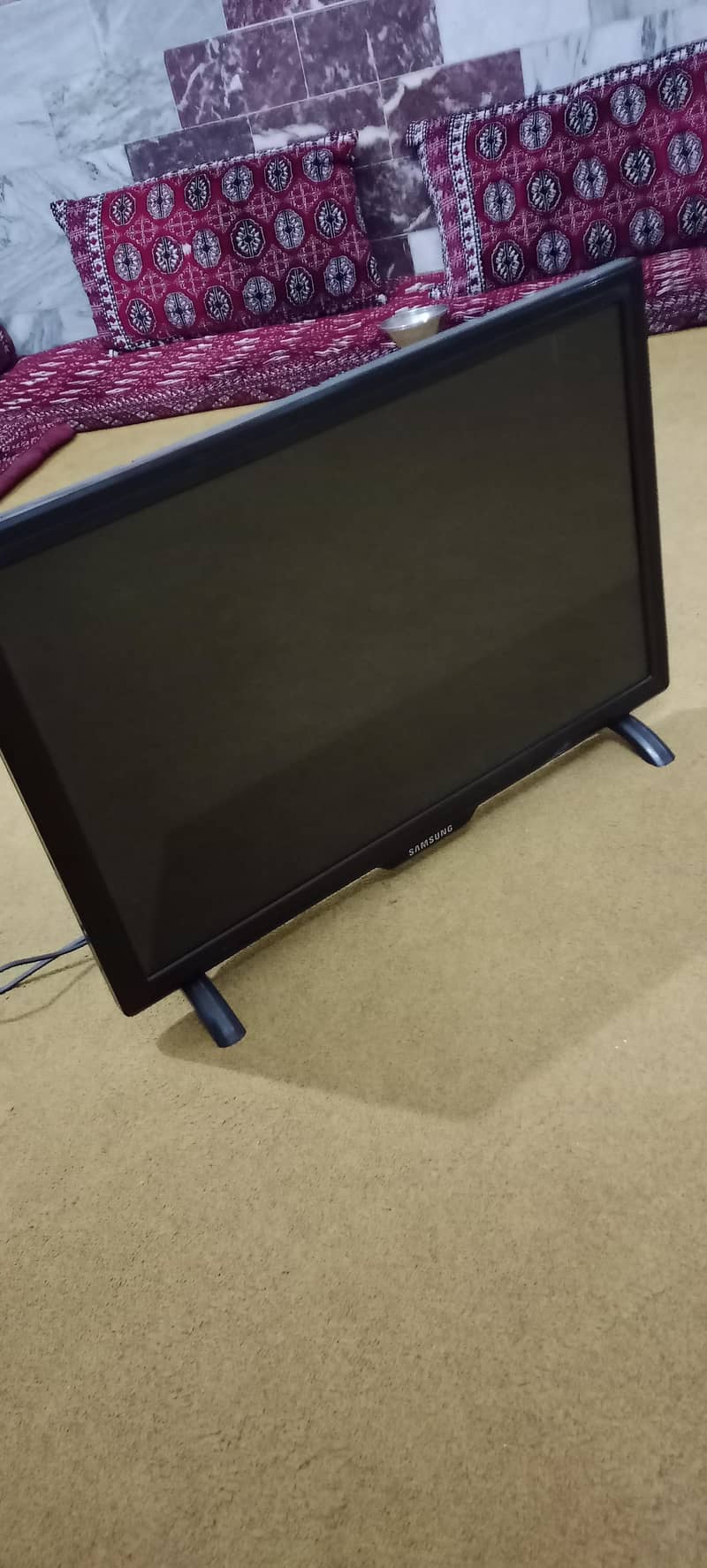 LED 27 inch 3