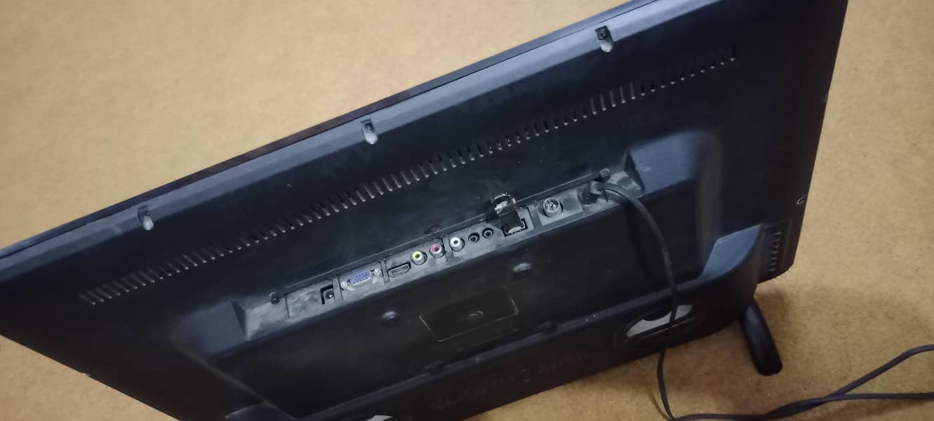 LED 27 inch 5