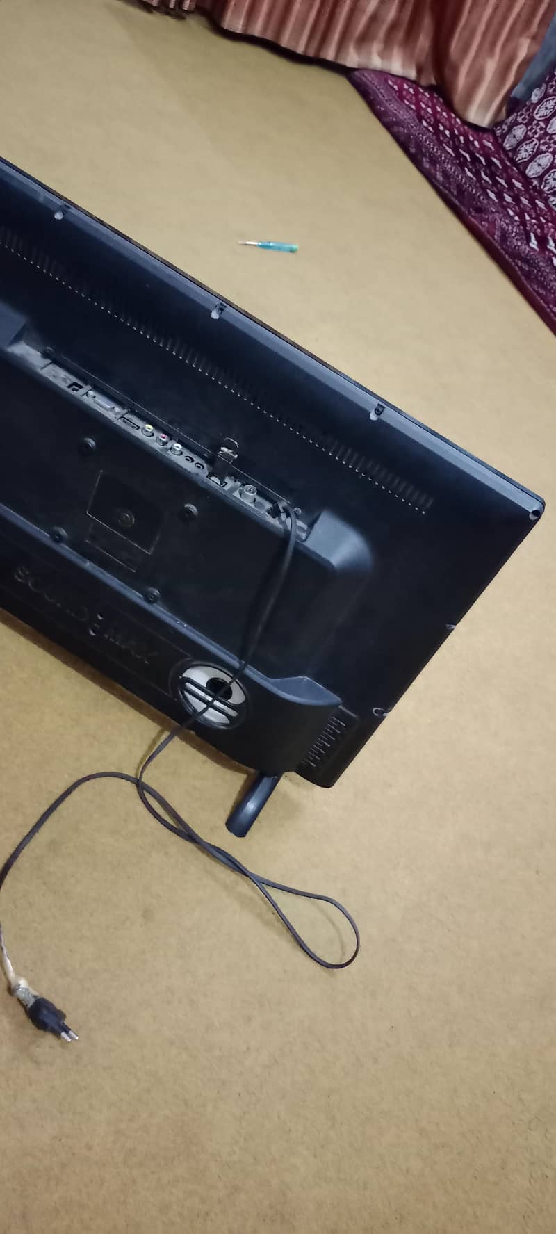 LED 27 inch 7