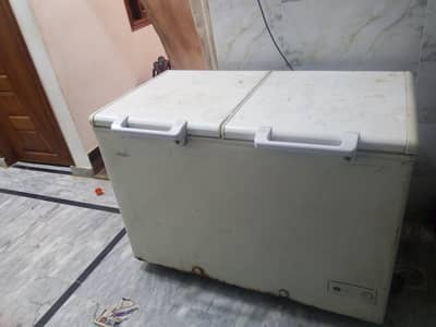 Haier 2 door deep freezer