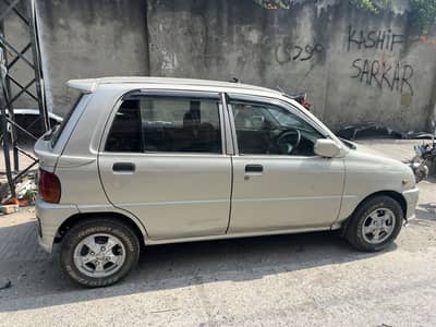 Daihatsu Cuore 2003