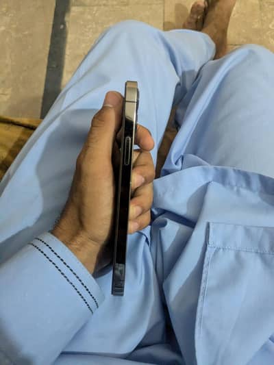 Apple iPhone 12 Pro
