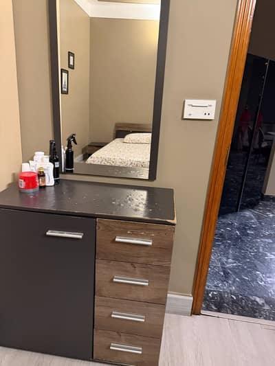 FURNITURE OF WHOLE HOUSE FOR SALE