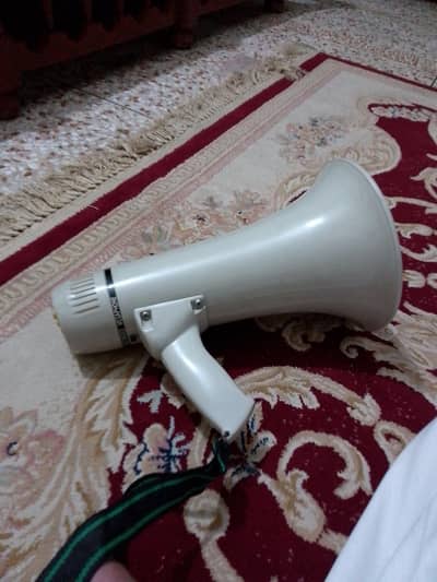 mega phone