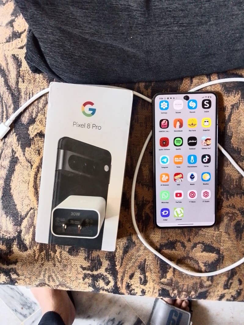 Google Pixel 8 Pro 1