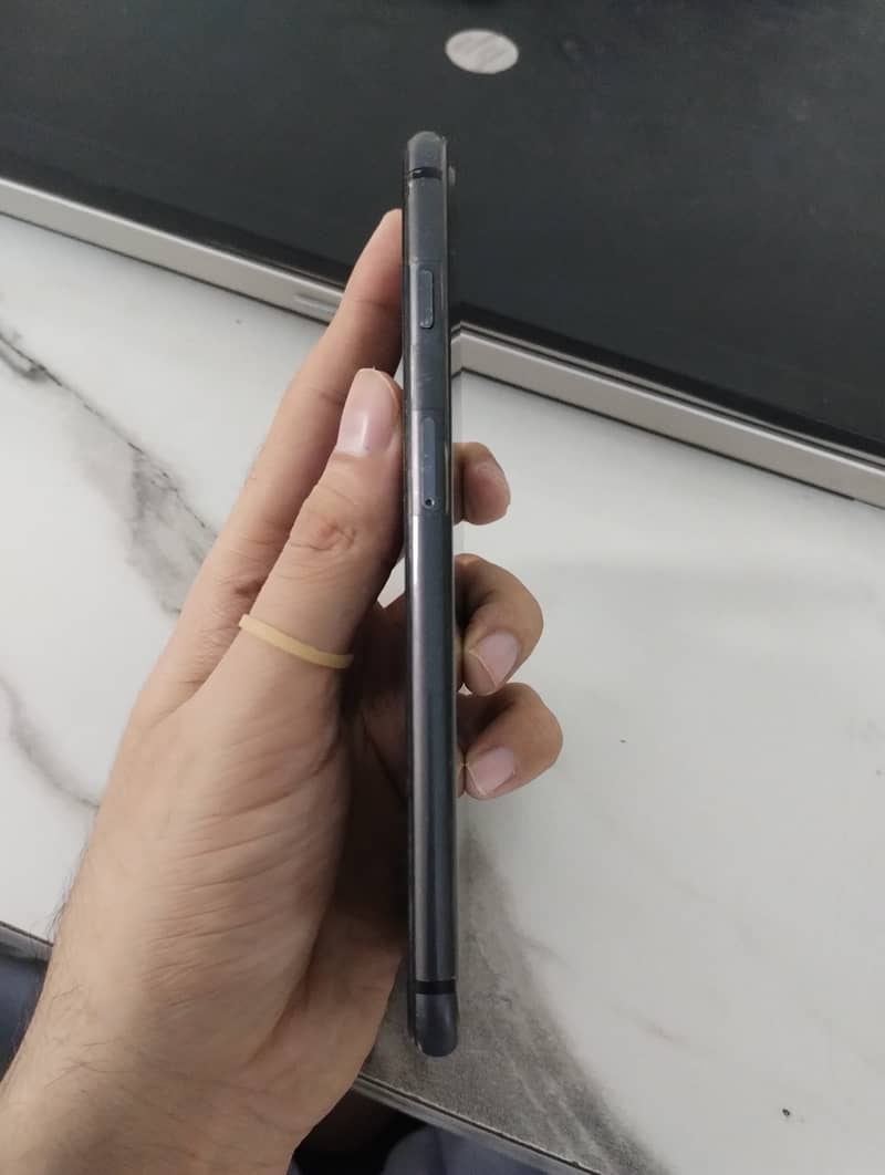 Apple iPhone 8 Plus 7