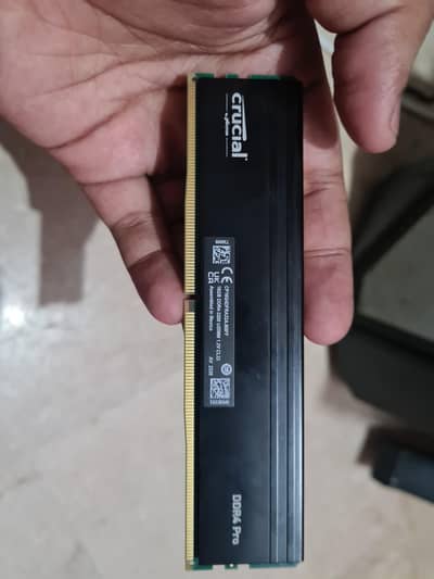 16 GB RAM DDR4 HEAT SYNC 3200MHZ