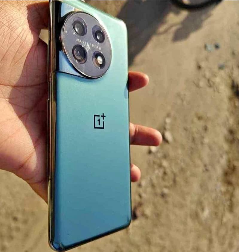 One Plus 11 2