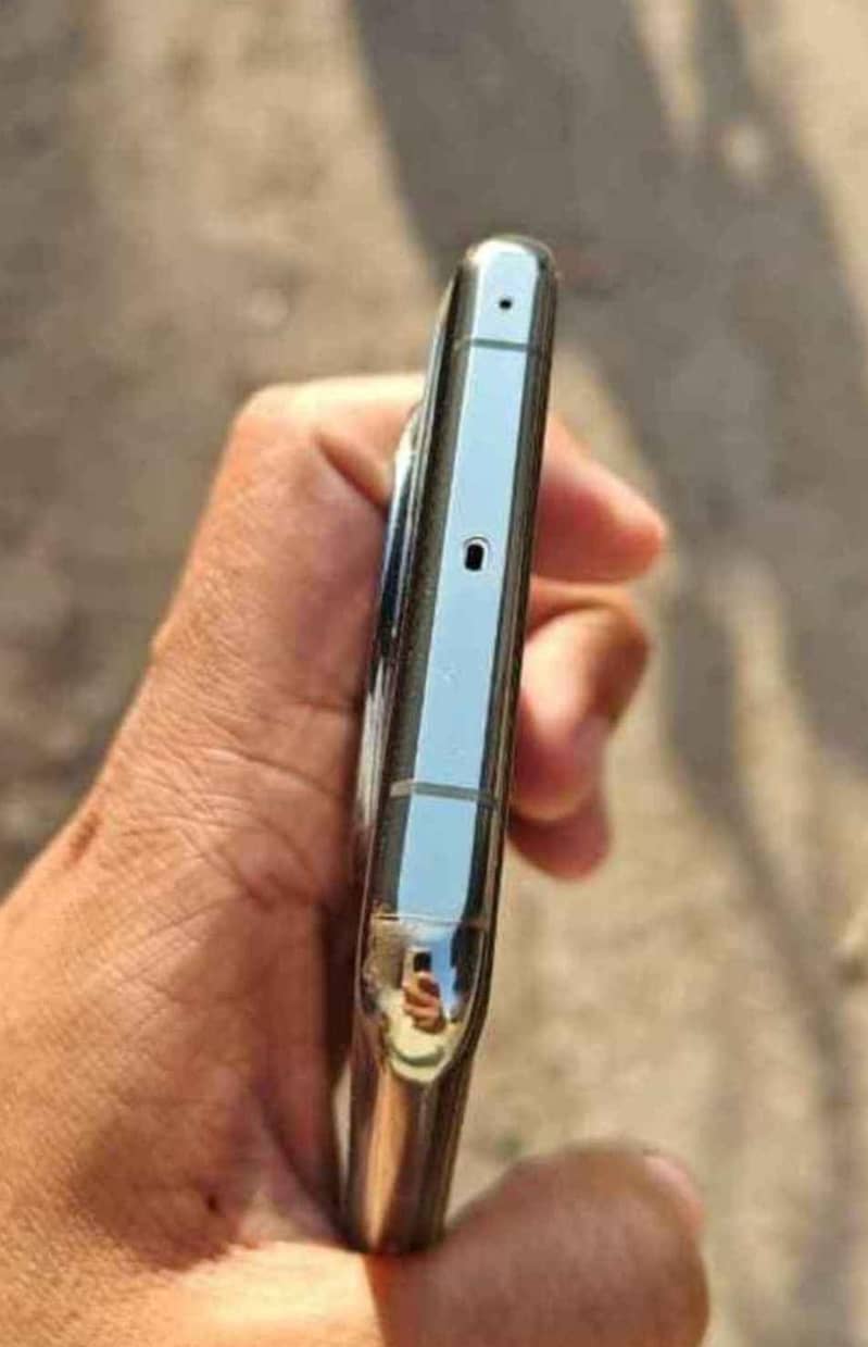One Plus 11 4