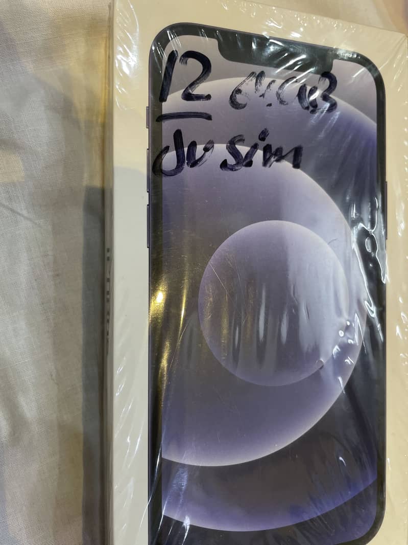 Apple iPhone 12 3