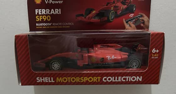 Limited Edition Shell Ferrari SF90 RC Car (With Box & Battery)