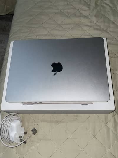 Macbook M4 air 2025