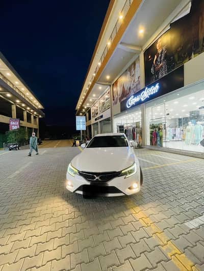 Toyota Mark X 2013