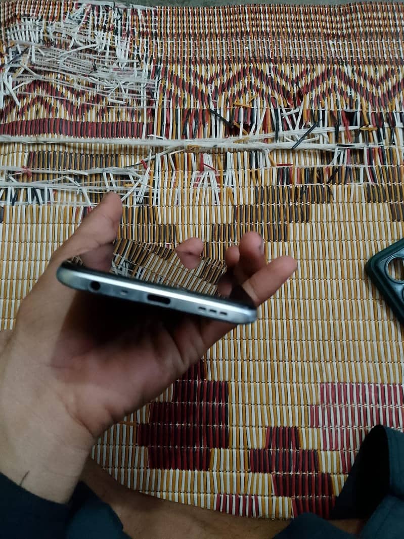 OPPO A54 4