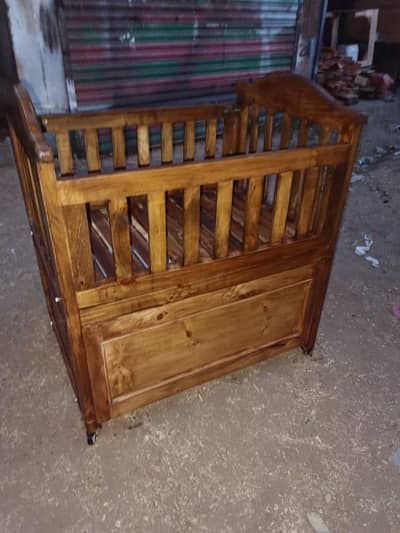 baby cot
