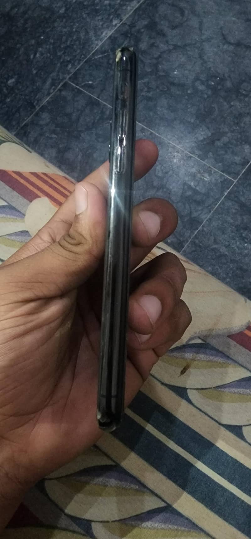 Apple iPhone X 4