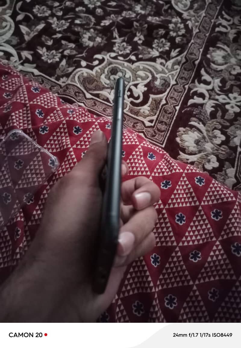 Apple iPhone 7 Plus 1