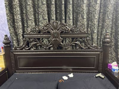 Chinoti Bed for sale
