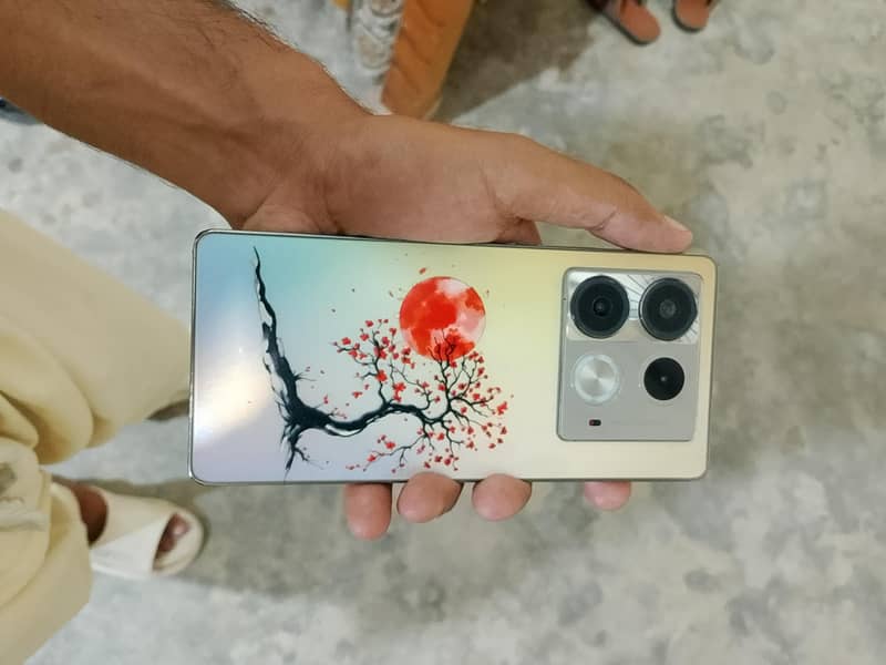 Infinix Note 40 4