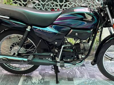 Supreme condition Honda Pridor 100 motor bike / motor cycle