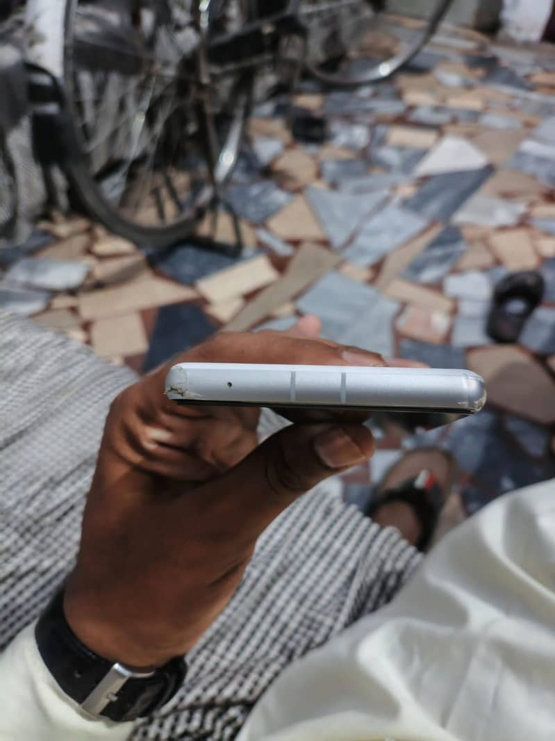 Google Pixel 7a 1