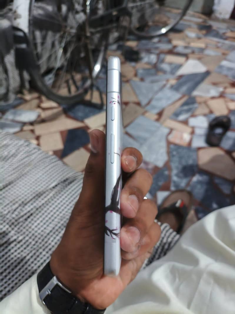 Google Pixel 7a 2
