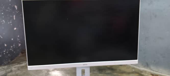 BenQ 27 inch LCD
