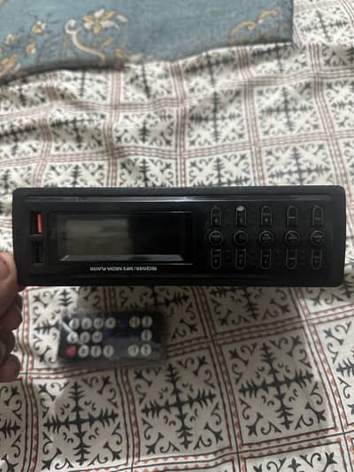 Mp3 bluetooth, usb just like new