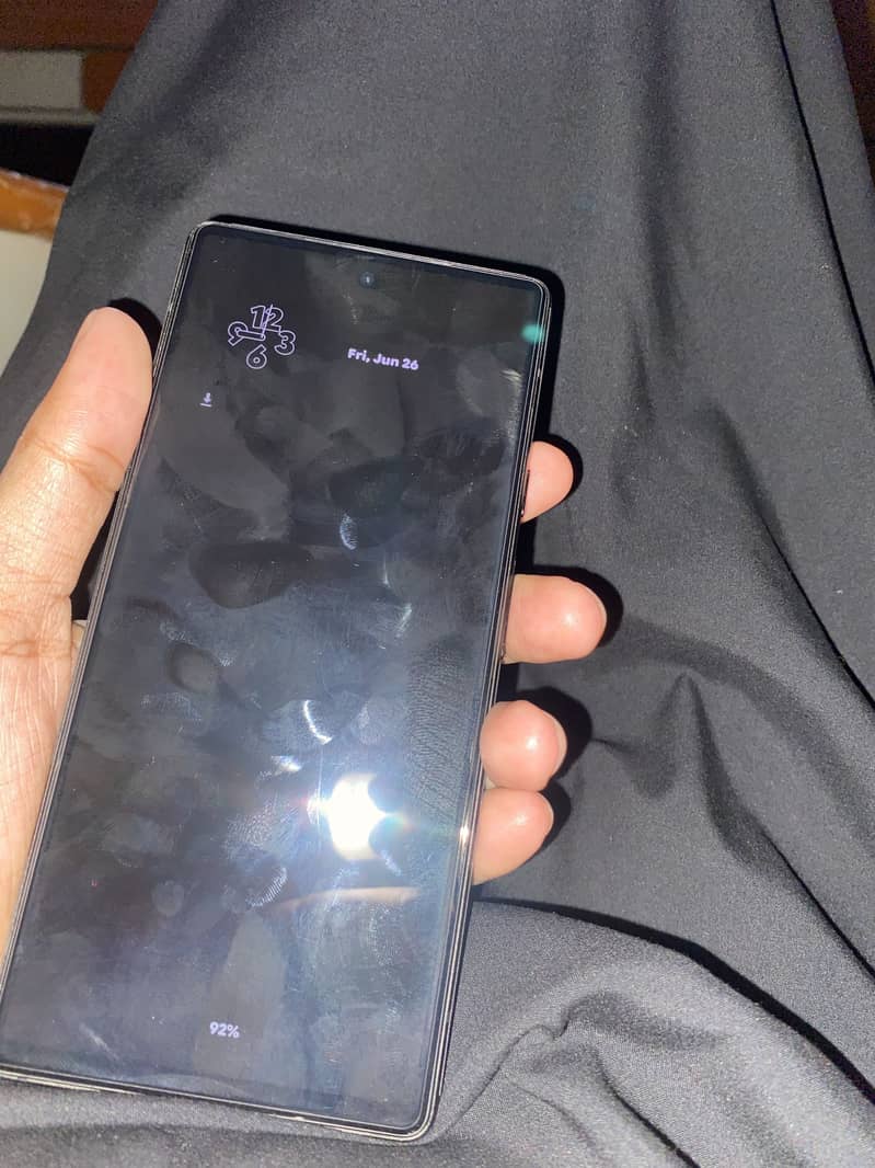 Google Pixel 6 4