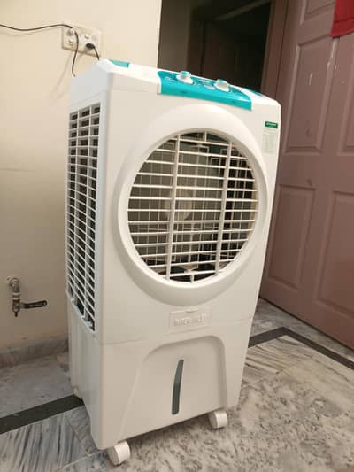Air Cooler – Like New | Only 5 Days Used
