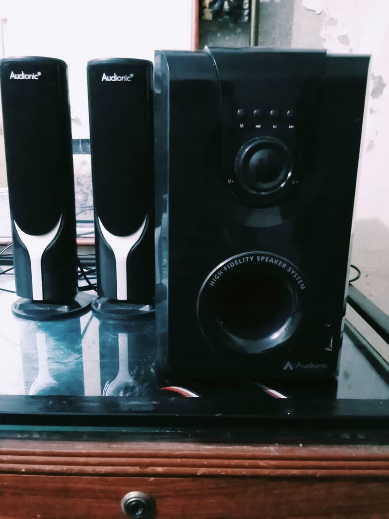 Audionic 4