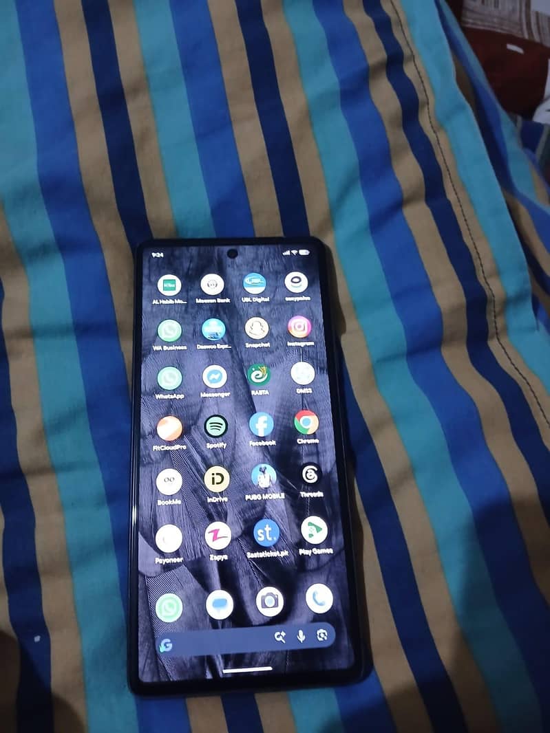 Google Pixel 7 4