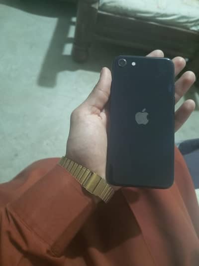 Apple iPhone SE 3