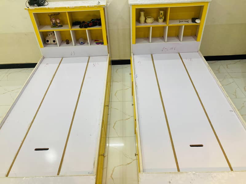 single beds 5