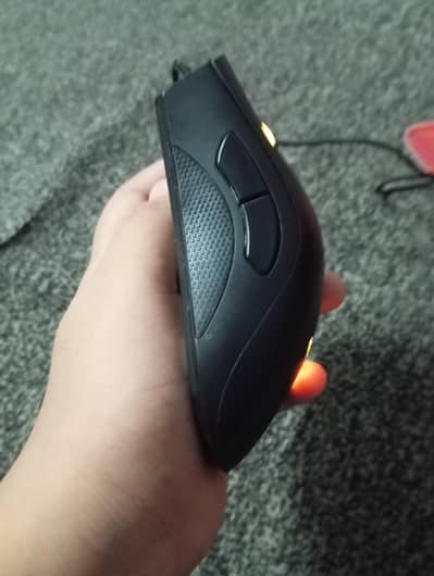 Razer DeathAdder Elite Gaming mouse (high percision sensor)