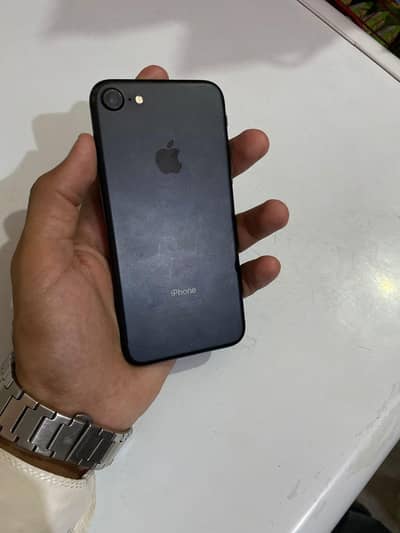Apple iPhone 7