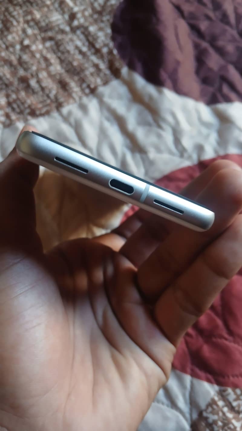 Pixel 7 3