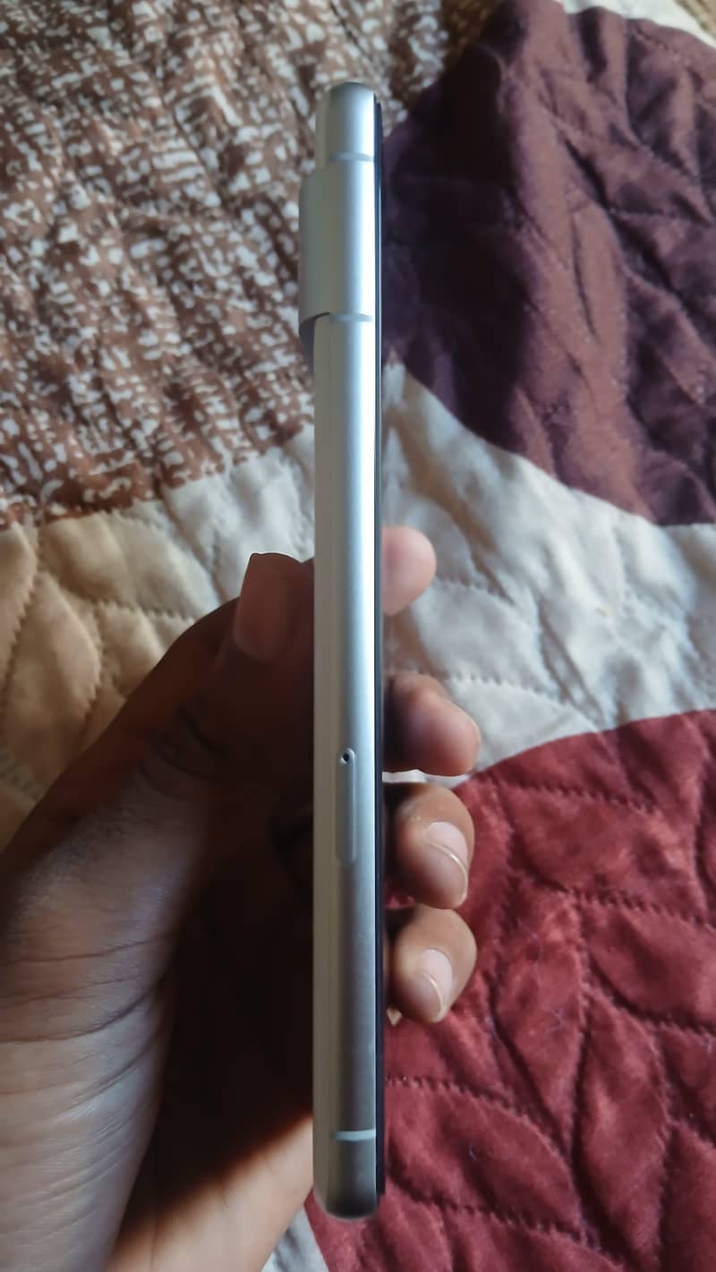 Google Pixel 7 3