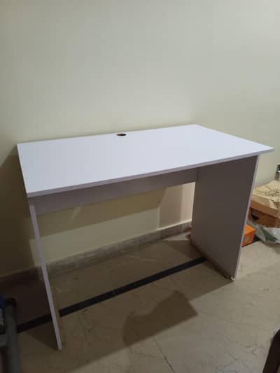 Computer Table