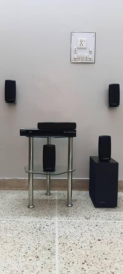 SAMSUNG 5.1 BLUERAY  3D HOME THEATER
